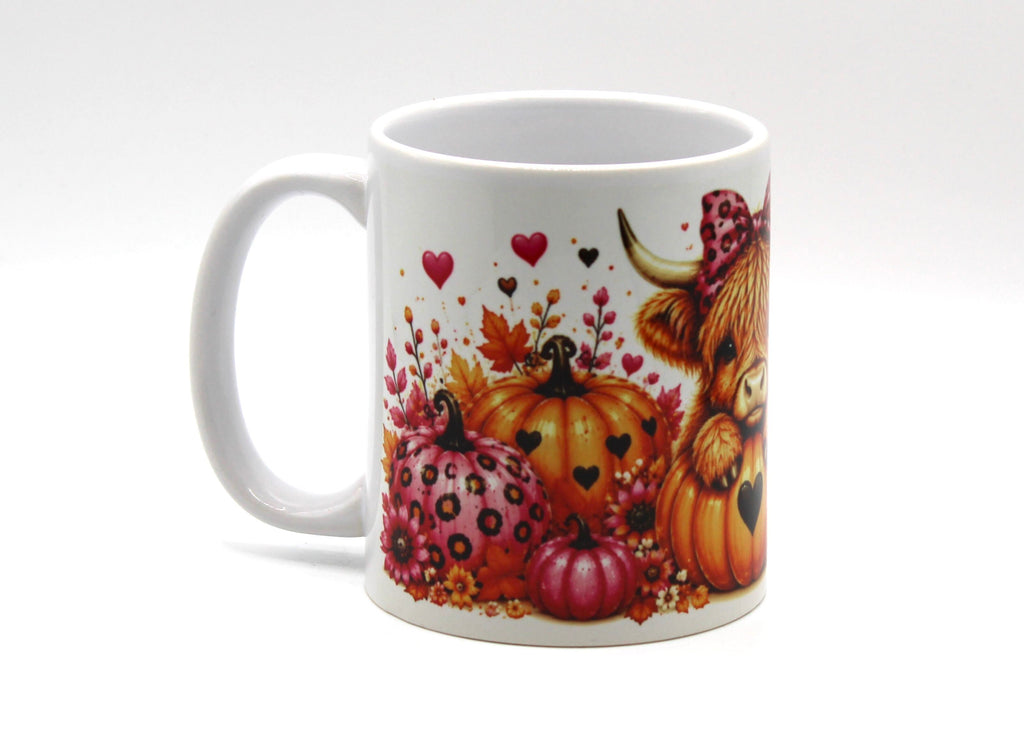 Beautiful Highland Cow Pumpkin (White) Mug